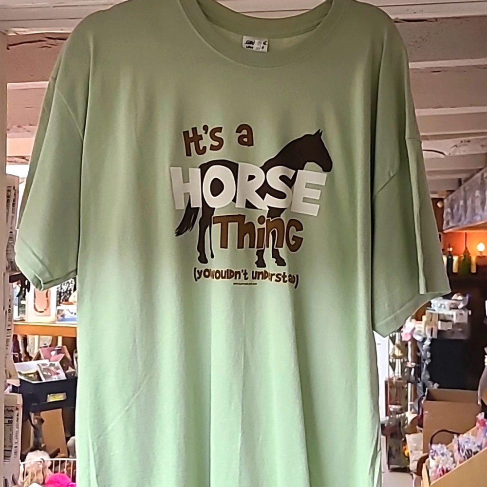 Green sleeve shirt size extra large can be used as t-shirt